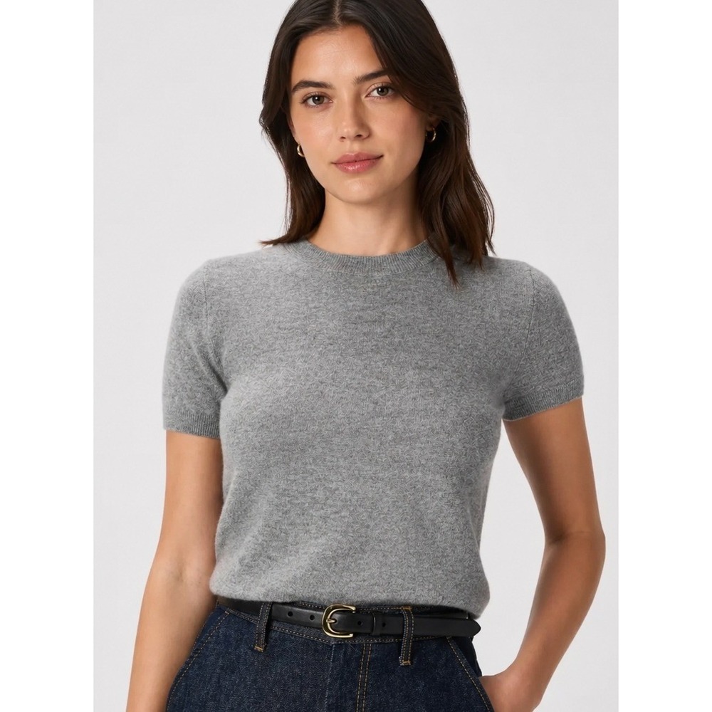 Quince Cashmere Short Sleeve Crewneck Minimalist Quiet Luxury Sweater M